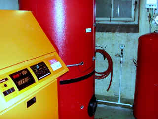 Hom 1 6.jpg (11883 Byte)
